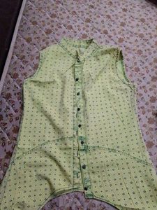 Patterned Sleeveless Top