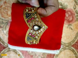 Combo- Kundan Kada With Lock+ Earrings