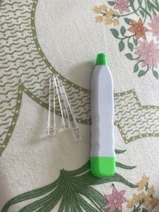 Flashlight Earpick