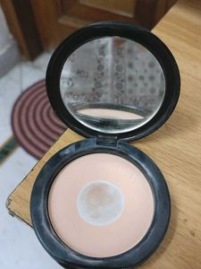 Maybelline Fit Me Compact