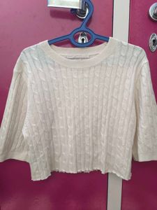 Cable Knit Cropped Sweater