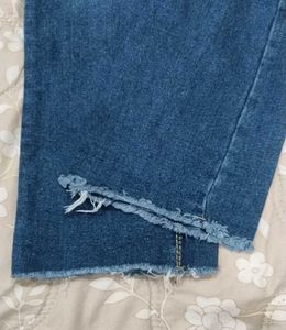 Zara Distressed Hem Jeans