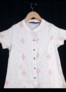 Avaasa Kurthi