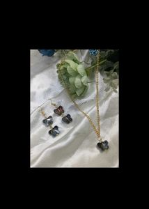 Sparkling kundan n crystal Earrings