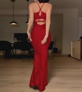 Red Bodycon Dress (backless)