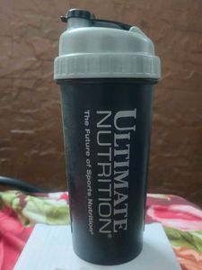 ULTIMATE NUTRITION GYM & SPORTS SHAKER FOR SALE