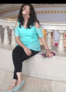 Eavan Lace Top