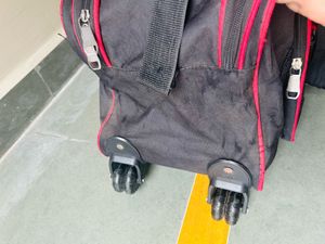 Ranjit Rocky Black &amp; Red Duffle Bag With Wheels