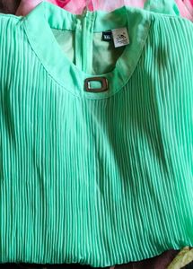 Mint Green Pleated Puff Sleeve Top