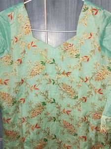 Elegant Embroidered Kurta pant dupatta