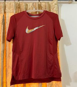 Nike Top