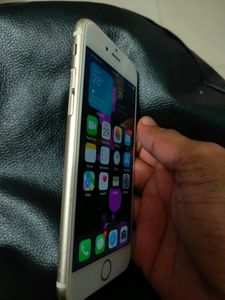 I Phone 6s Gold Colour
