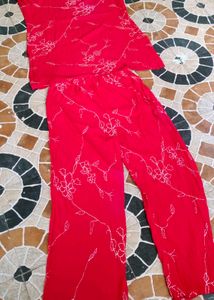 Red Floral Matching Set And Kurti