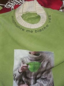 Green Graphic Print Sweatshirt