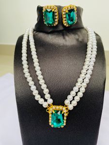 Handmade Necklace set(New)