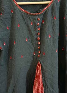 Black Kurti