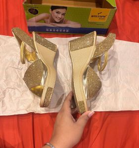 Party Wear Wedges (almost 🆕)