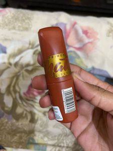 Matte Primer Lipstick