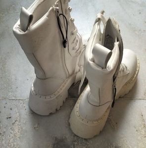 Zara brand new White Boots calf length