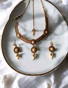 Combo (7) Golden Jewellery Sets