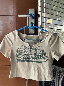 Graphic Print Crop Top