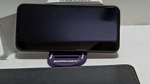 Empaneo Phone Stand