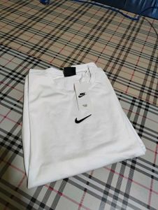 Nike White T-Shirt