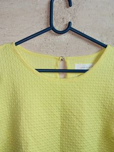 Trendy Ladies Fashion Top Half-sleeve Yellow
