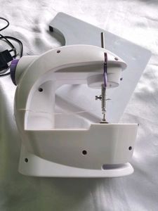 CHILLAXPLUS mini sewing machine
