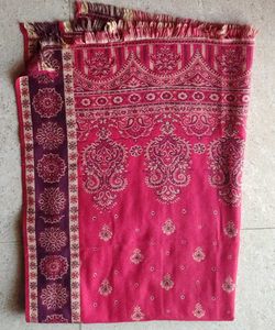 Beautiful Red Paisley Shawl