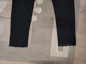 C@34 Size-28 Slim Jeans