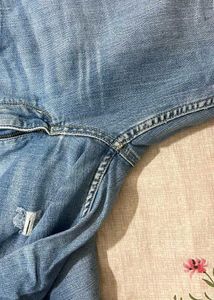Stylish Blue Shade JEANS