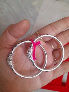 Silver Bangles Nazariyea