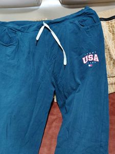 Tommy Jeans Blue pants And Grey Leggings