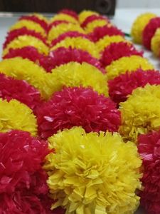 Beautiful Plastic Garland For Decorations Set Of 3