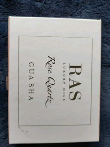Ras Luxury Oils Rose Quartz Gua Sha