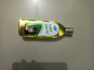 Pearl Herbal Hair Oil - Revitalizing
