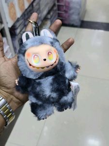 TRENDING LABUBU KEYCHAIN PREMIUM QUALITY