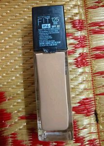 Maybelline Fit Me Foundation - 125 Nude Shade