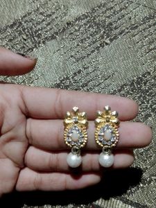 earings