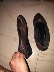 Women Dark Brown Bellies With Comfortable Wedges