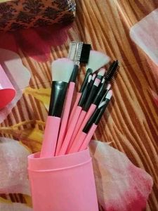 Pink Makeup Brush Set