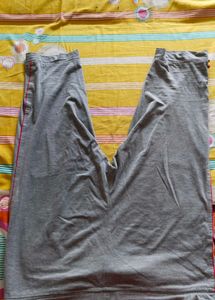 Grey Knee Length Tight Pant For Women
