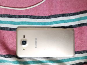 Samsung Galaxy On 7 Pro Gold