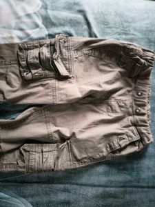 Green Olives Nd Black Cargo Pants