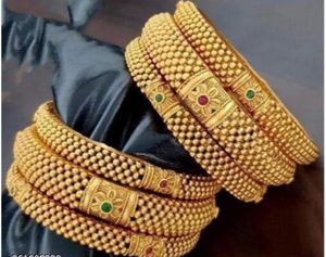 Golden Bangles Set (2.6 Size)