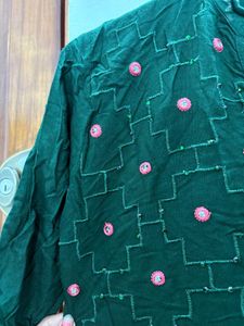 Elegant Green Embroidered Kurta