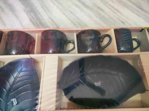 8Pis Cups &amp; 3pis Plates Set