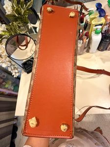 Coach Carter Carryall 28 Medium Bag New