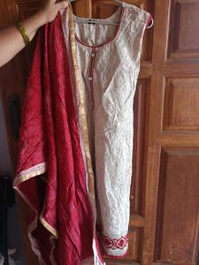 Elegant Kurta With Beautiful Dupatta